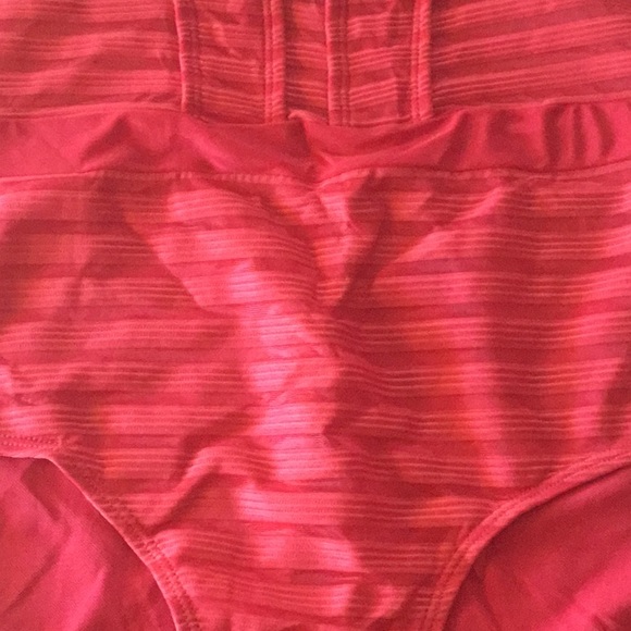 Red Ozowo halter swimsuit. Size medium - Picture 2 of 6